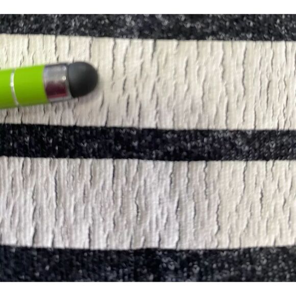 Victoria’s Secret  PINK Light Weight Sweater Top Logo On Back Gray/Blk Mix Large - Picture 6 of 10